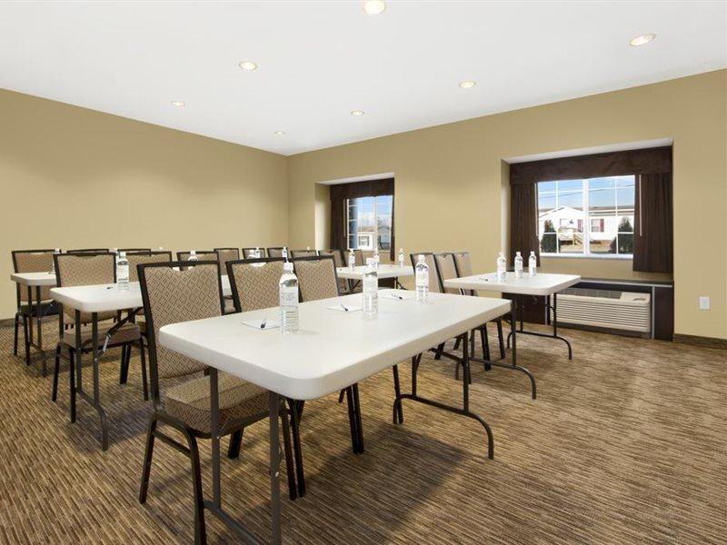 Microtel Inn & Suites By Wyndham Shelbyville Dış mekan fotoğraf