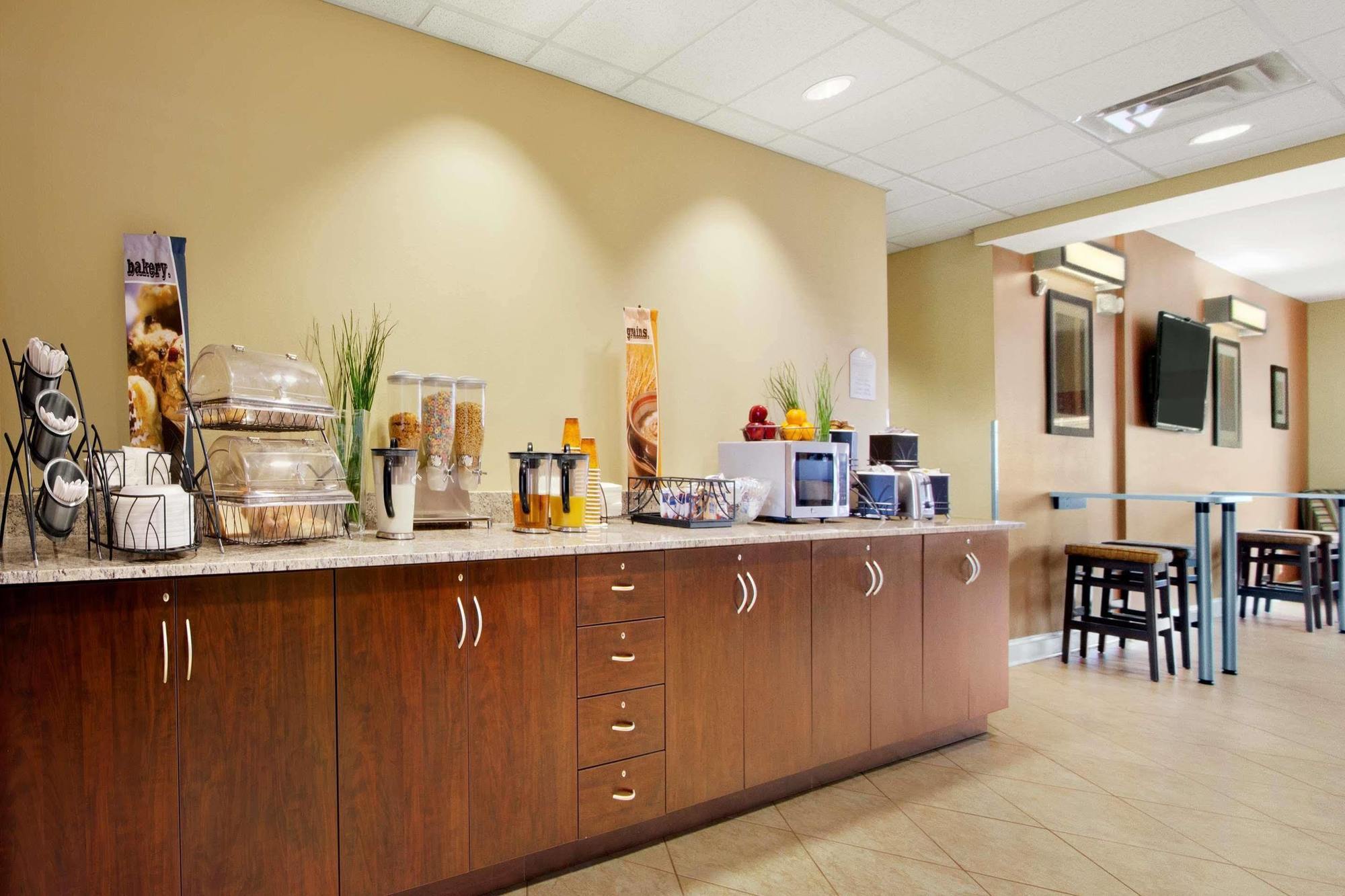 Microtel Inn & Suites By Wyndham Shelbyville Dış mekan fotoğraf